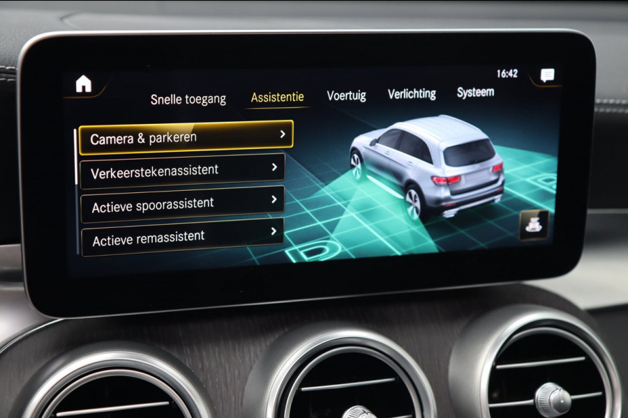 Mercedes-Benz GLC 300e 4MATIC / PANODAK / 360 / BURMESTER / MATRIX / CARPLAY