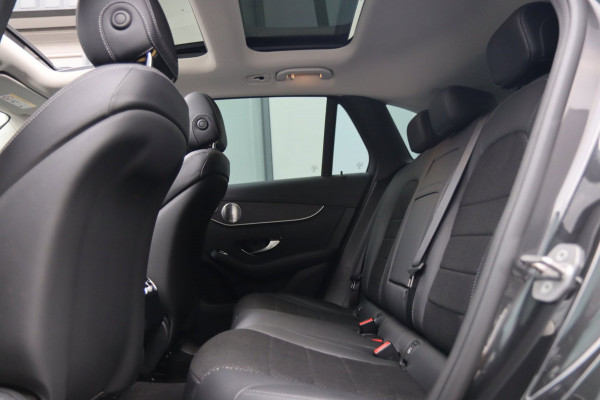 Mercedes-Benz GLC 300e 4MATIC / PANODAK / 360 / BURMESTER / MATRIX / CARPLAY