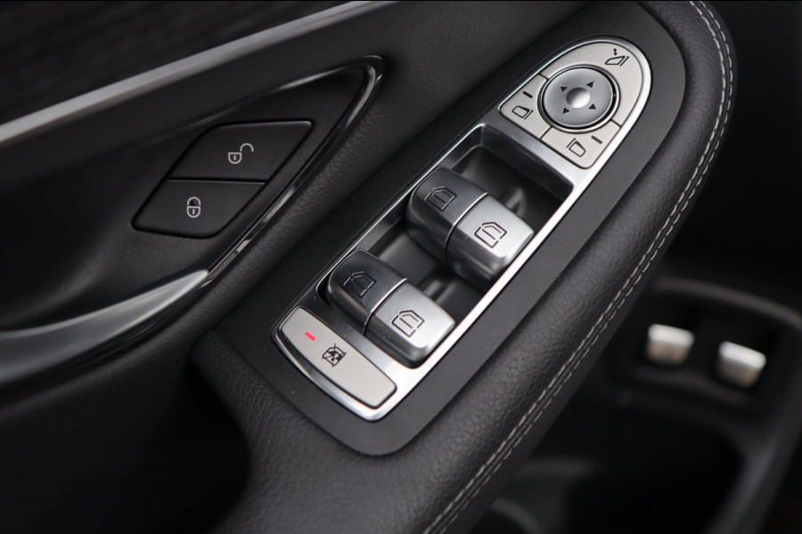 Mercedes-Benz GLC 300e 4MATIC / PANODAK / 360 / BURMESTER / MATRIX / CARPLAY