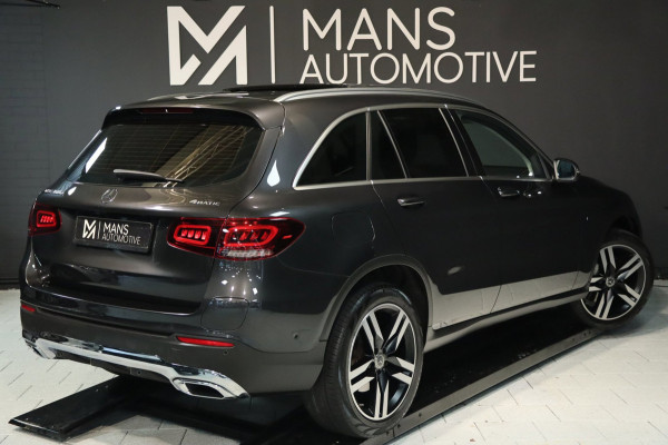 Mercedes-Benz GLC 300e 4MATIC / PANODAK / 360 / BURMESTER / MATRIX / CARPLAY