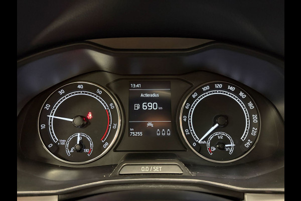 Škoda SCALA 1.0 TSI Ambition*NAP*Stoelverwarming*Cruise-Control*Apple-Carplay*LED*