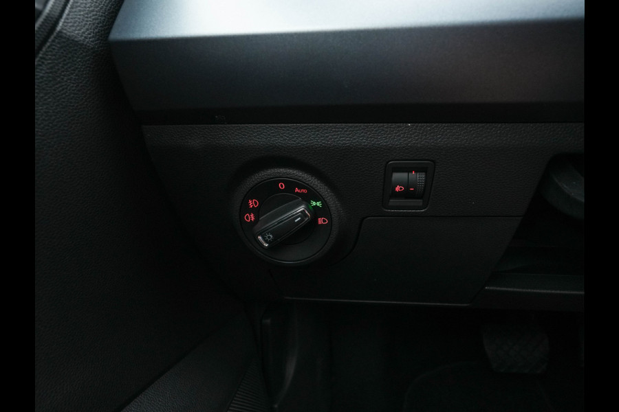 Seat Arona 1.0 TSI Style Business Intense (INCL-BTW) Aut. *ADAPTIVE-CRUISE | NAVI-FULLMAP | KEYLESS | CAMERA | DAB | CARPLAY | PRIVACY-GLASS | ECC | PDC | 16''ALU*
