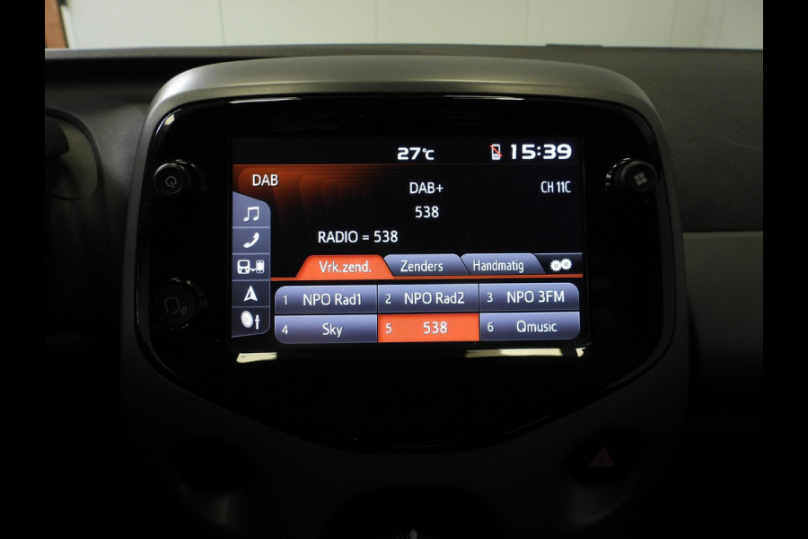 Toyota Aygo 1.0 VVT-i X-Play Limited NAVI/CAMERA/AIRCO/BLUETOOTH!