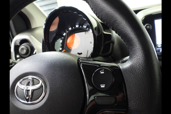 Toyota Aygo 1.0 VVT-i X-Play Limited NAVI/CAMERA/AIRCO/BLUETOOTH!