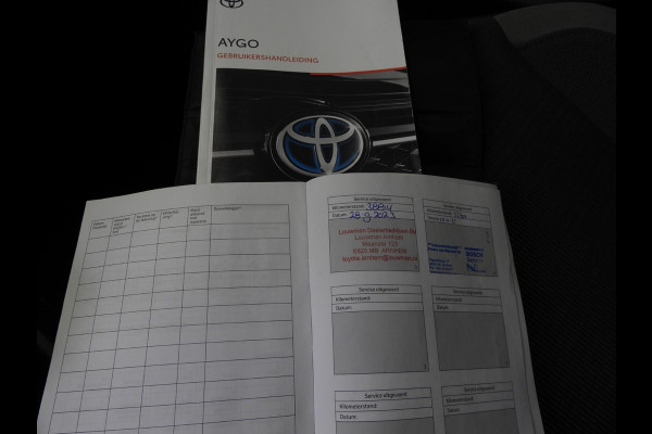Toyota Aygo 1.0 VVT-i X-Play Limited NAVI/CAMERA/AIRCO/BLUETOOTH!