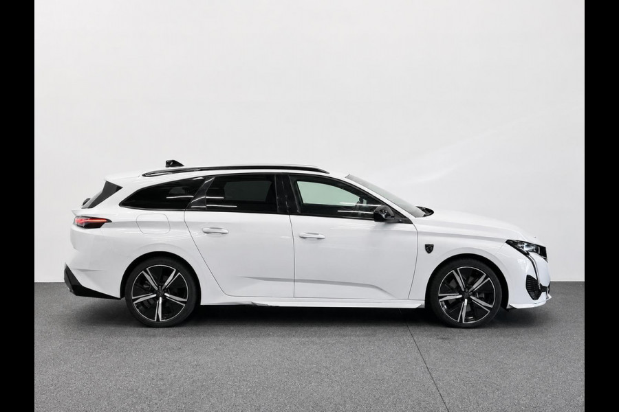 Peugeot 308 SW 1.6 Plug-in Hybrid 225 GT Navigatie Apple Carplay/Android Auto Camera Parkeersensoren Adaptive Cruise Control Stoelverwarming FULL LED Climate Control Virtual Cockpit Lichtmetalen velgen