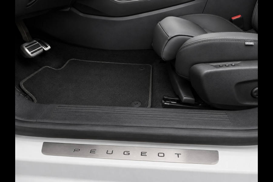Peugeot 308 SW 1.6 Plug-in Hybrid 225 GT Navigatie Apple Carplay/Android Auto Camera Parkeersensoren Adaptive Cruise Control Stoelverwarming FULL LED Climate Control Virtual Cockpit Lichtmetalen velgen