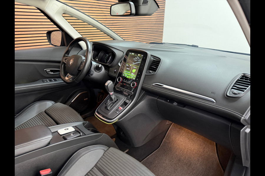 Renault Scénic 1.3 TCe Bose | 7-Persoons | Leder/Alcantara | Panorama voorruit | Massage stoel | BOSE Sound | Navigatie | Camera
