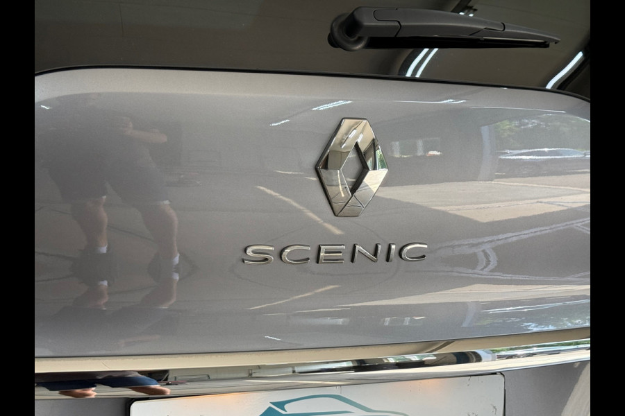 Renault Scénic 1.3 TCe Bose | 7-Persoons | Leder/Alcantara | Panorama voorruit | Massage stoel | BOSE Sound | Navigatie | Camera