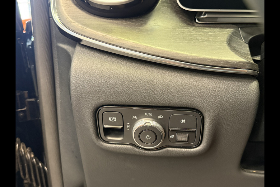 Mercedes-Benz V-Klasse 300d Extra Lang DC Avantgarde Edition Maxton Design Pakket AMG