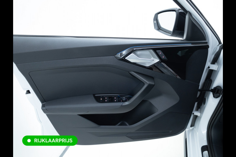 Audi A1 Sportback 30 TFSI S edition 116 PK | 18" velgen | Led | Camera | Cruise | App. connect | Climate control | Sfeerverlichting, DAB, Afgevlakt stuurwiel, Extra getint glas