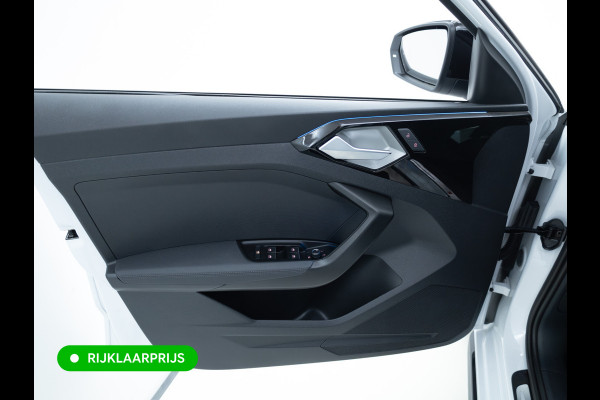 Audi A1 Sportback 30 TFSI S edition 116 PK | 18" velgen | Led | Camera | Cruise | App. connect | Climate control | Sfeerverlichting, DAB, Afgevlakt stuurwiel, Extra getint glas