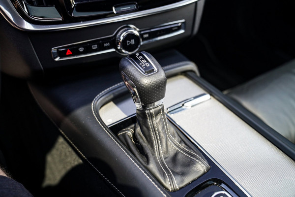 Volvo S90 2.0 T6 AWD Inscription | Head Up Display | Stoelverwarming | Stuurverwarming | 360 Camera