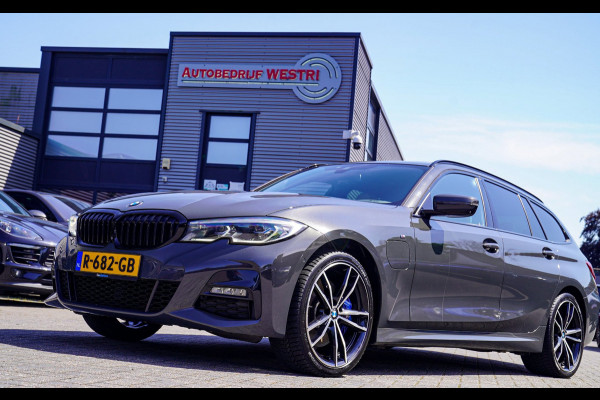 BMW 3 Serie Touring 330e High Executive | Head Up Display | 360 camera | Stuurwielverwarming|Elektrische trekhaak