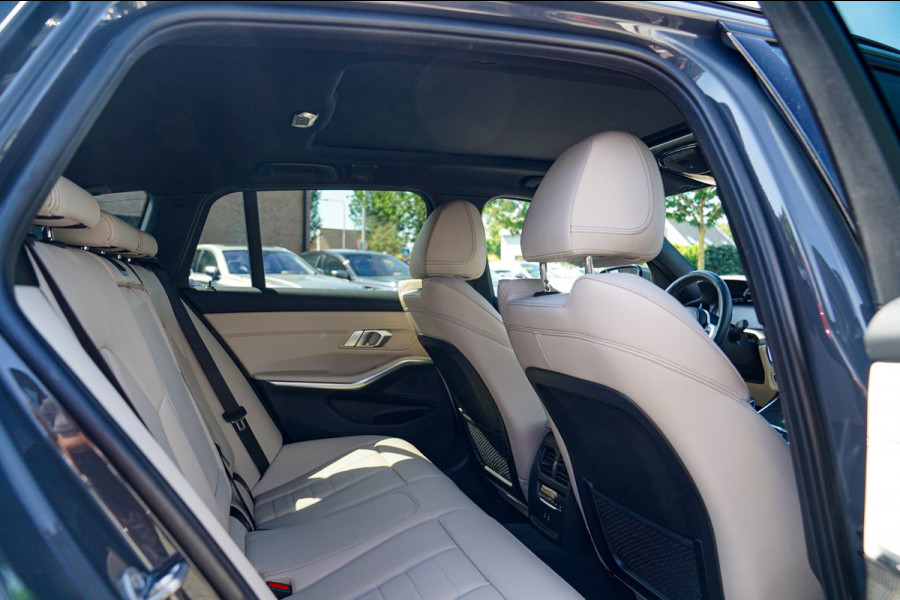 BMW 3 Serie Touring 330e High Executive | Head Up Display | 360 camera | Stuurwielverwarming|Elektrische trekhaak