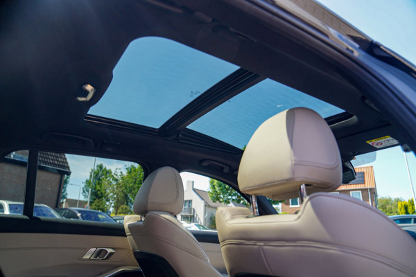BMW 3 Serie Touring 330e High Executive | Head Up Display | 360 camera | Stuurwielverwarming|Elektrische trekhaak