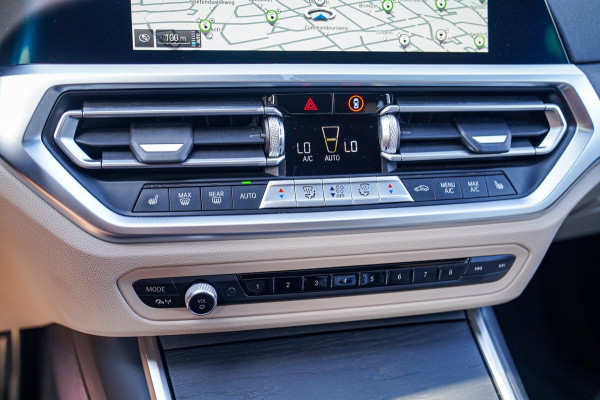 BMW 3 Serie Touring 330e High Executive | Head Up Display | 360 camera | Stuurwielverwarming|Elektrische trekhaak