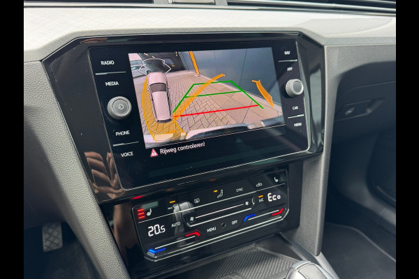 Volkswagen Passat Variant 1.4 TSI PHEV GTE * Trekhaak * Camera * Elek. Klep * Travel Assist *