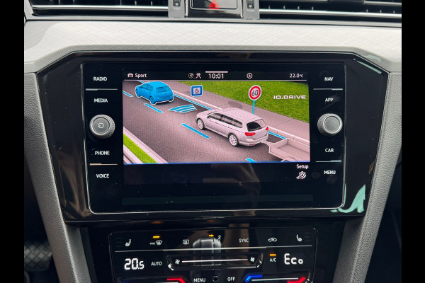 Volkswagen Passat Variant 1.4 TSI PHEV GTE * Trekhaak * Camera * Elek. Klep * Travel Assist *