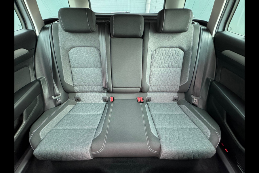 Volkswagen Passat Variant 1.4 TSI PHEV GTE * Trekhaak * Camera * Elek. Klep * Travel Assist *