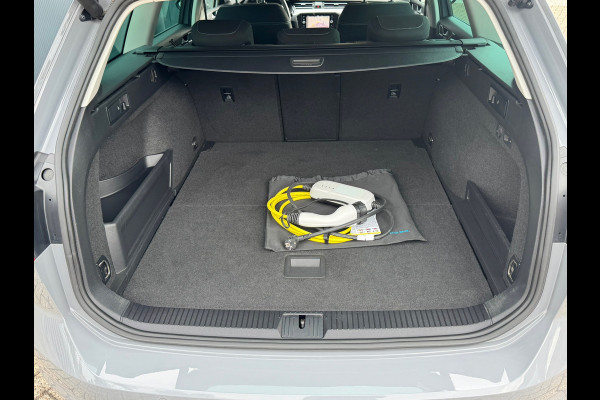 Volkswagen Passat Variant 1.4 TSI PHEV GTE * Trekhaak * Camera * Elek. Klep * Travel Assist *