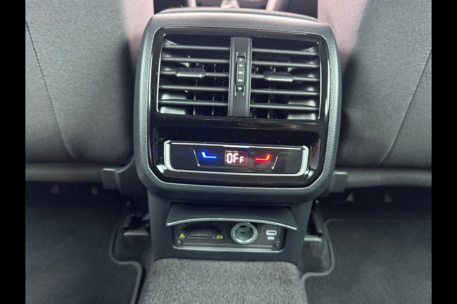 Volkswagen Passat Variant 1.4 TSI PHEV GTE * Trekhaak * Camera * Elek. Klep * Travel Assist *