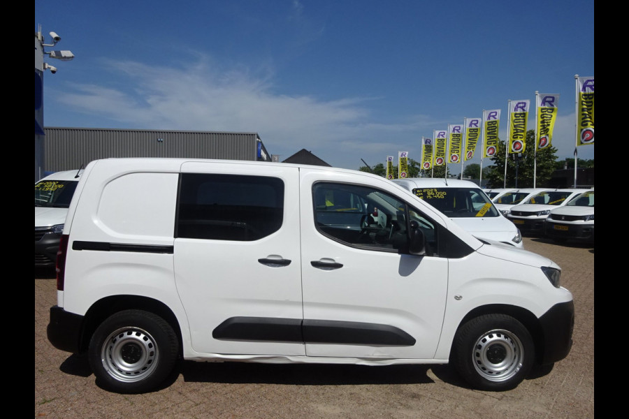 Peugeot Partner 1.2 PureTech Pro BENZINE AIRCO NAVI CRUISE CONTROL PDC SCHUIFDEUR