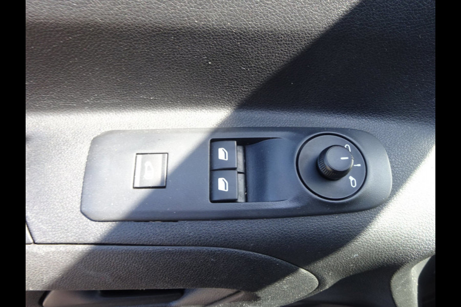 Peugeot Partner 1.2 PureTech Pro BENZINE AIRCO NAVI CRUISE CONTROL PDC SCHUIFDEUR