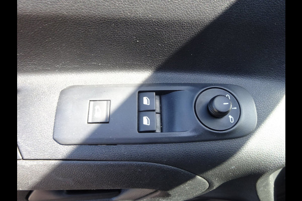 Peugeot Partner 1.2 PureTech Pro BENZINE AIRCO NAVI CRUISE CONTROL PDC SCHUIFDEUR
