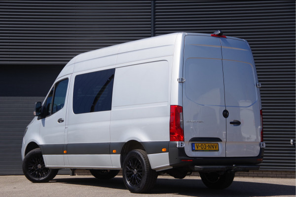 Mercedes-Benz Sprinter 319 3.0 CDI V6 L2H2 AUT. DC-5P, LED, STANDKACHEL, MBUX, CAMERA, NAVI, CRUISE, CLIMA, DUBBELE CABINE, DUBBEL CABINE