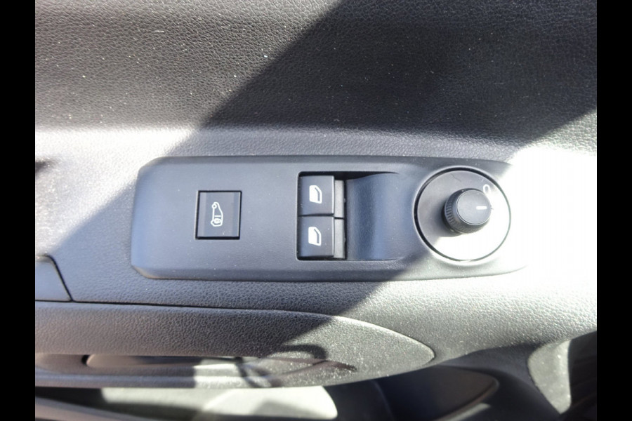Peugeot Partner 1.2 PureTech Pro BENZINE AIRCO NAVI CRUISE CONTROL PDC SCHUIFDEUR