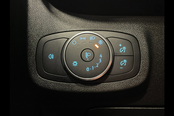 Ford Fiesta 1.1|70 PK|5-DEURS|AIRCO|CRUISE CONTROL|LANE-ASSIST|ELEK.RAMEN+SPIEGELS|BLUETOOTH|ECO|TCS|START/STOP|NL-AUTO|NAP|