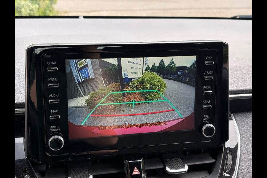 Toyota Corolla 1.8 Hybrid Two-Tone | Carplay/Android, Navi, Camera, Cruise, 18'' LMV, Climate, Licht/Regens. | Dealeronderhouden |