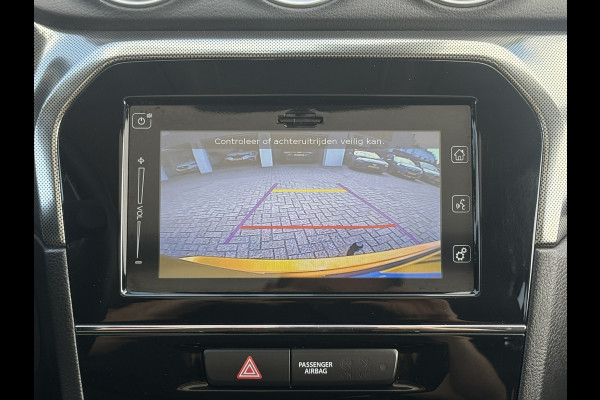 Suzuki Vitara 1.5 Hybrid Style Trekhaak Panorama dak Camera Adaptieve cruise Keyless Clima
