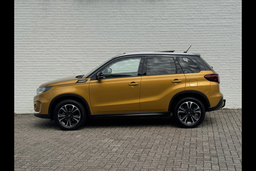 Suzuki Vitara 1.5 Hybrid Style Trekhaak Panorama dak Camera Adaptieve cruise Keyless Clima