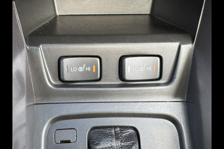 Suzuki Vitara 1.5 Hybrid Style Trekhaak Panorama dak Camera Adaptieve cruise Keyless Clima
