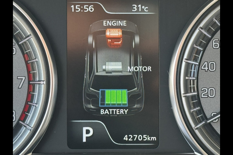 Suzuki Vitara 1.5 Hybrid Style Trekhaak Panorama dak Camera Adaptieve cruise Keyless Clima