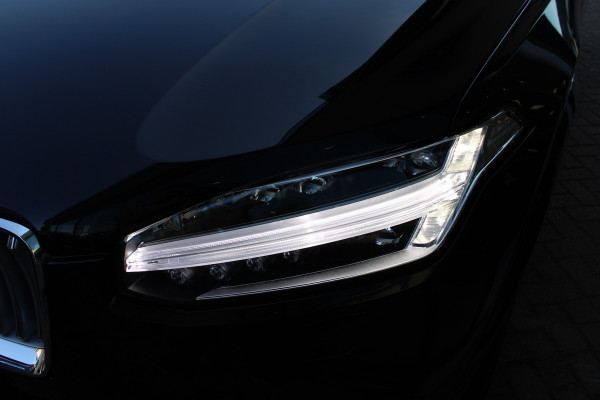Volvo XC90 2.0 T8 Ultimate Bright | Trekhaak | Panoramadak | 360 Camera | Leder | H&K