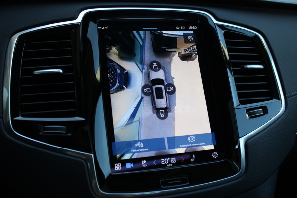 Volvo XC90 2.0 T8 Ultimate Bright | Trekhaak | Panoramadak | 360 Camera | Leder | H&K