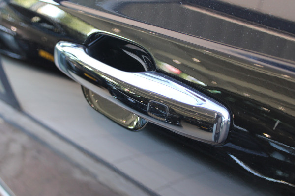 Volvo XC90 2.0 T8 Ultimate Bright | Trekhaak | Panoramadak | 360 Camera | Leder | H&K