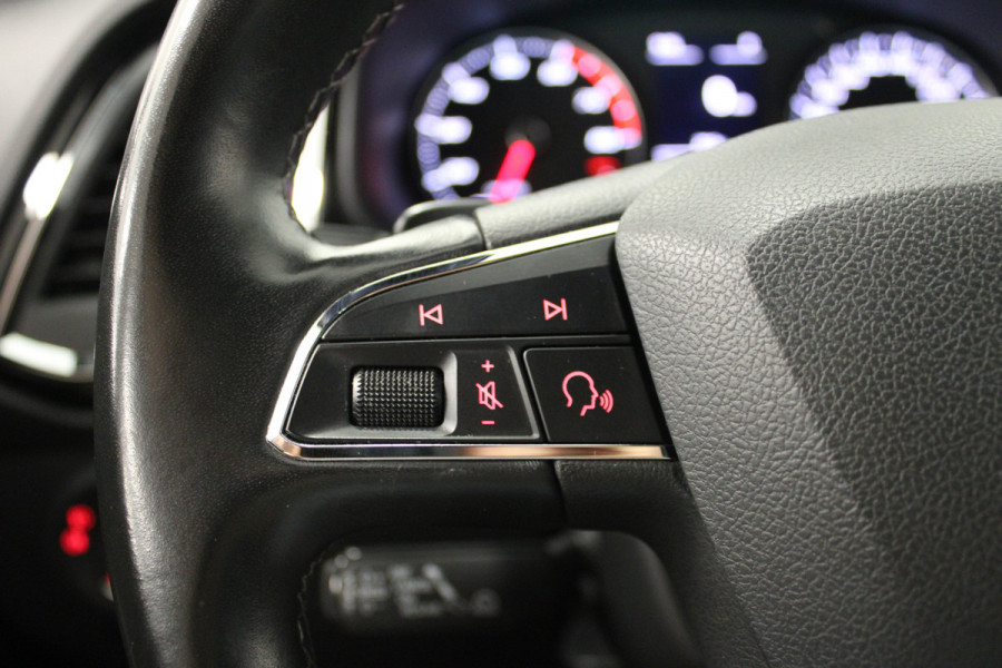 Seat Ateca 1.4 EcoTSI Xcellence Business Intense Camera|Winterpakket