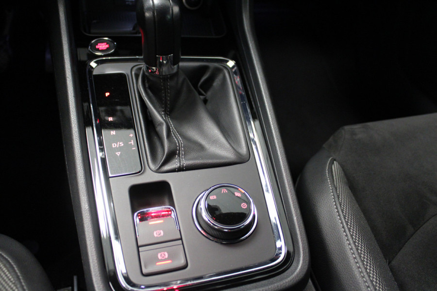 Seat Ateca 1.4 EcoTSI Xcellence Business Intense Camera|Winterpakket