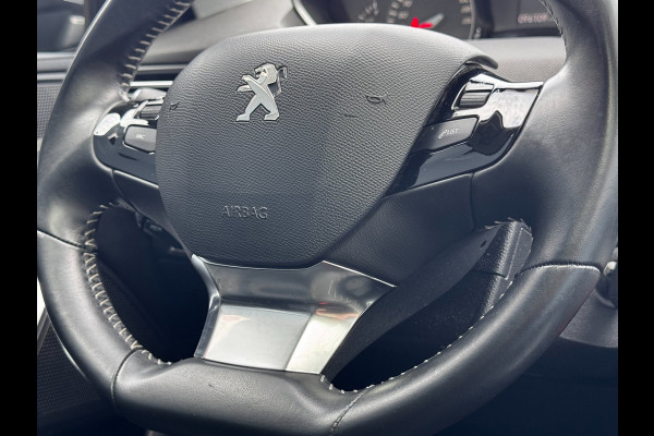 Peugeot 308 SW 1.2 PureTech Blue Lease Executive | Trekhaak | Panoramadak | Distributieriem vervangen | NL-auto