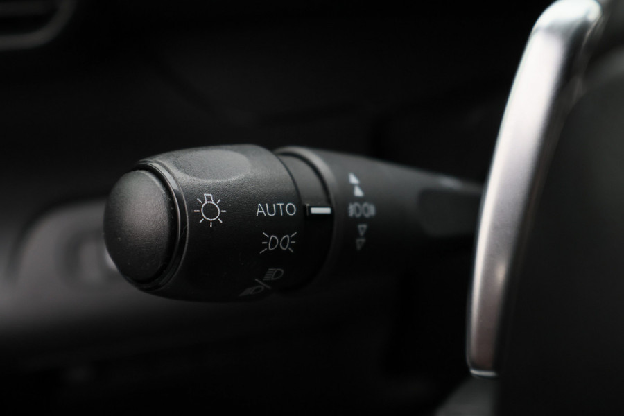 Peugeot Partner 1.5 BlueHDI Premium Camera, Apple Carplay, Trekhaak, Stoelverwarming, 17"