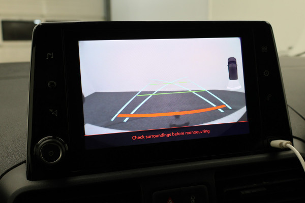 Peugeot Partner 1.5 BlueHDI Premium Camera, Apple Carplay, Trekhaak, Stoelverwarming, 17"