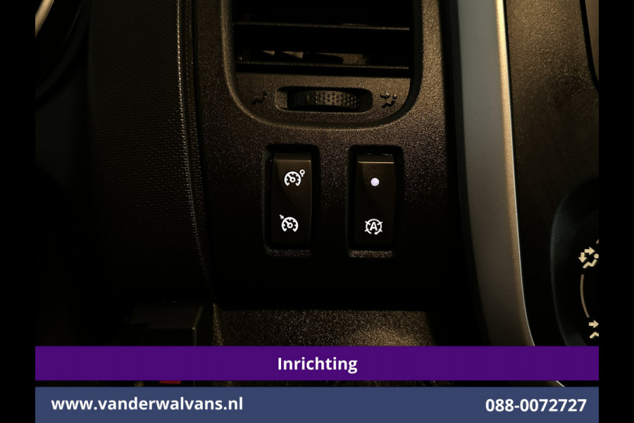 Renault Trafic 2.0 dCi 120pk L2H1 inrichting Euro6 Airco | Navigatie | Camera | LED | Trekhaak Cruisecontrol, Parkeersensoren, Bijrijdersbank