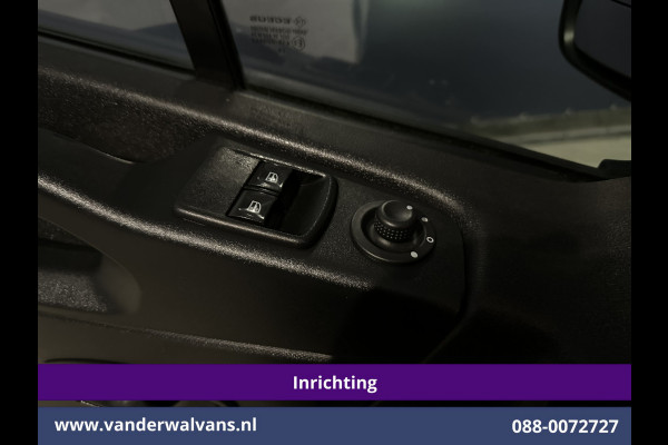 Renault Trafic 2.0 dCi 120pk L2H1 inrichting Euro6 Airco | Navigatie | Camera | LED | Trekhaak Cruisecontrol, Parkeersensoren, Bijrijdersbank