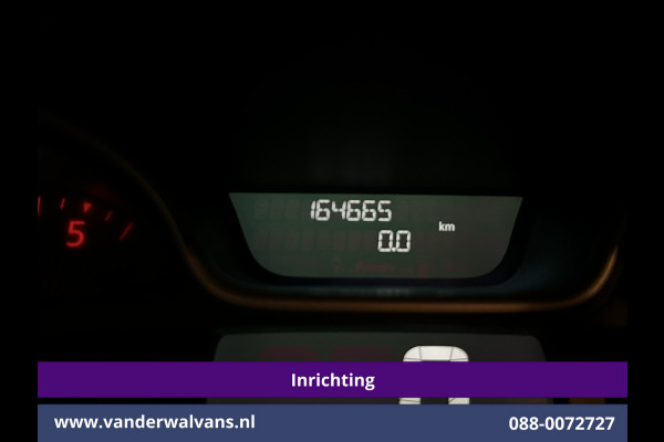Renault Trafic 2.0 dCi 120pk L2H1 inrichting Euro6 Airco | Navigatie | Camera | LED | Trekhaak Cruisecontrol, Parkeersensoren, Bijrijdersbank