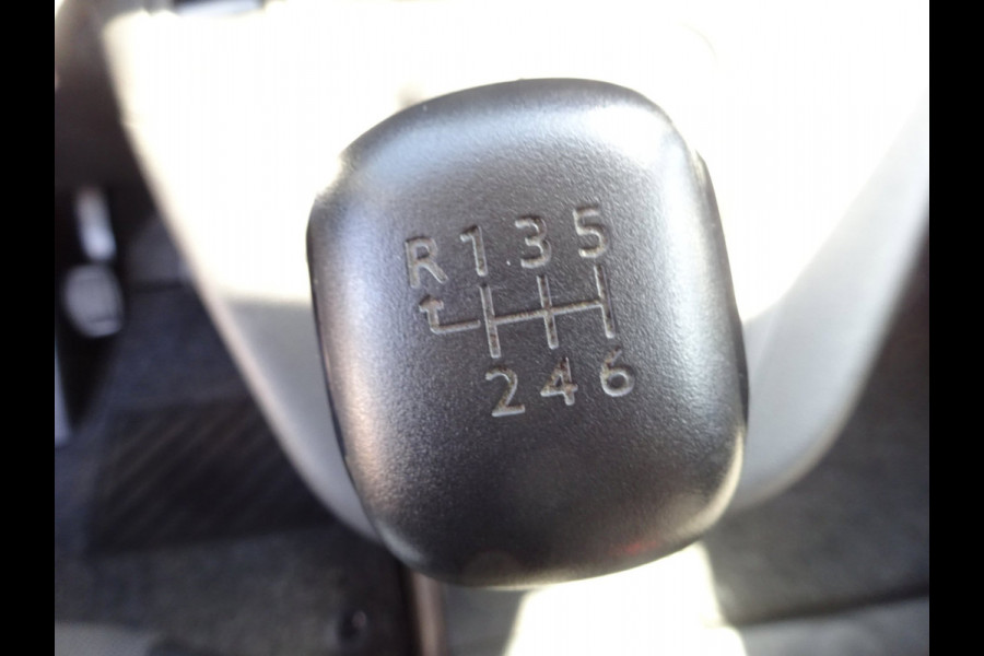 Peugeot Partner 1.2 PureTech Pro BENZINE BPM VRIJ AIRCO NAVI CRUISE CONTROL PDC SCHUIFDEUR