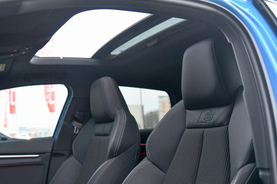 Audi A3 Sportback 45 TFSI e 3x S-Line Competition. Pano, ACC, Keyless, Sfeer, CarPlay!